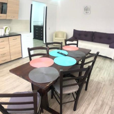 Апартаменти Apartament Ultracentral Ватра-Дорней Екстер'єр фото