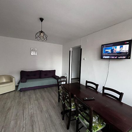 Апартаменти Apartament Ultracentral Ватра-Дорней Екстер'єр фото