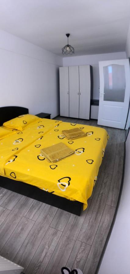 Апартаменти Apartament Ultracentral Ватра-Дорней Екстер'єр фото