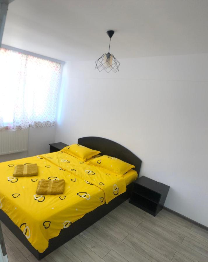 Апартаменти Apartament Ultracentral Ватра-Дорней Екстер'єр фото