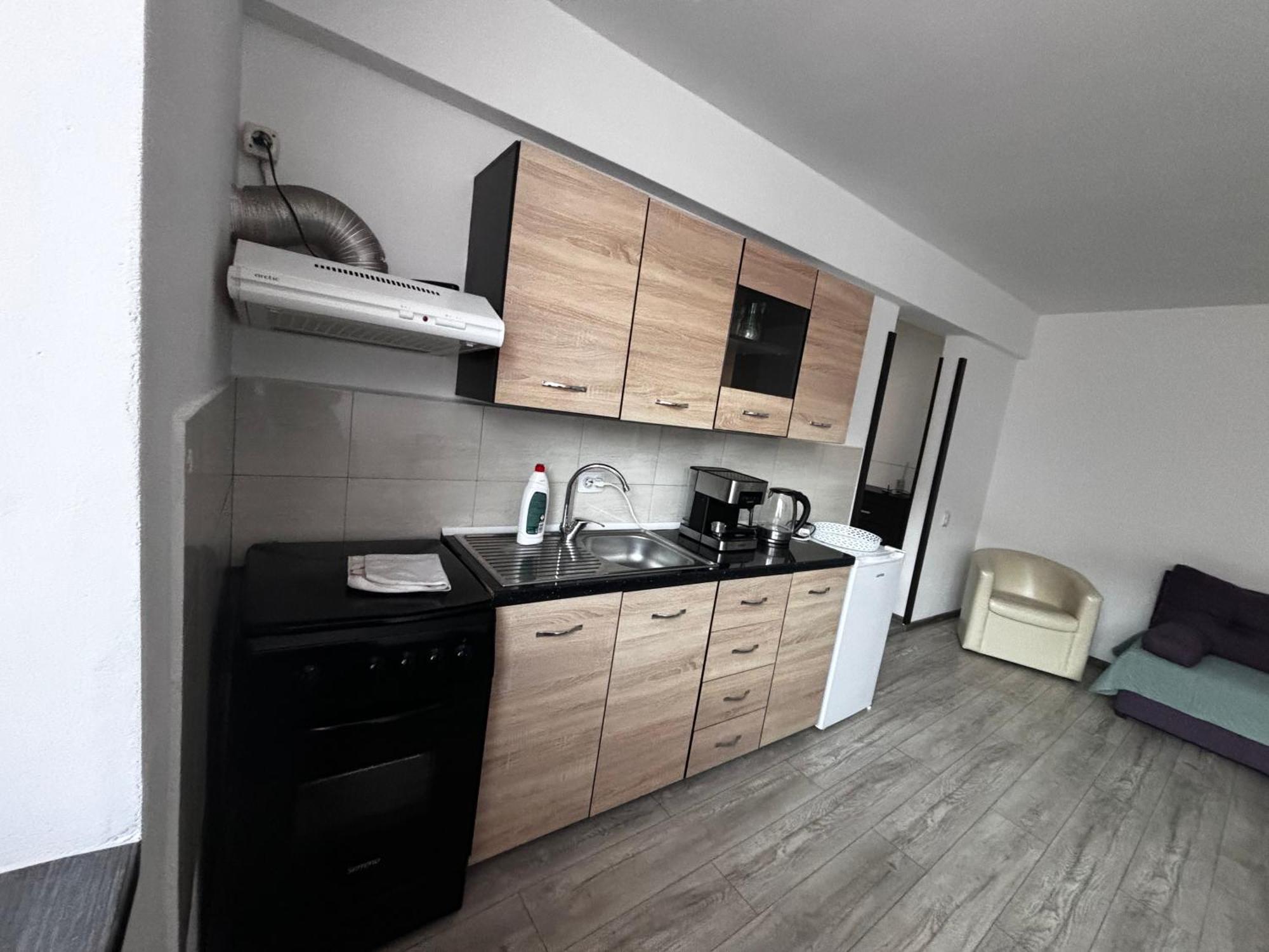 Апартаменти Apartament Ultracentral Ватра-Дорней Екстер'єр фото