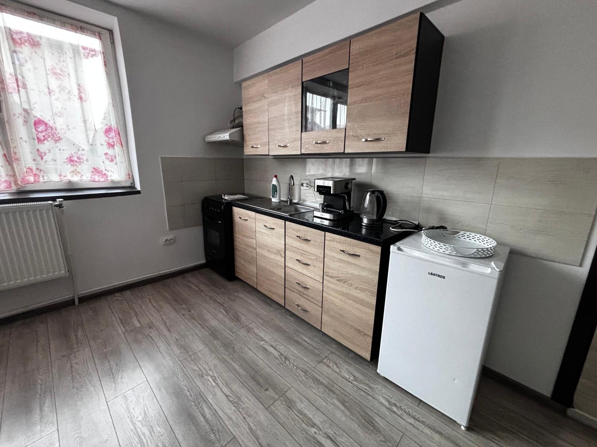 Апартаменти Apartament Ultracentral Ватра-Дорней Екстер'єр фото